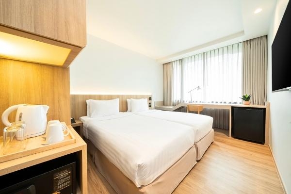 Deluxe Twin Room-1